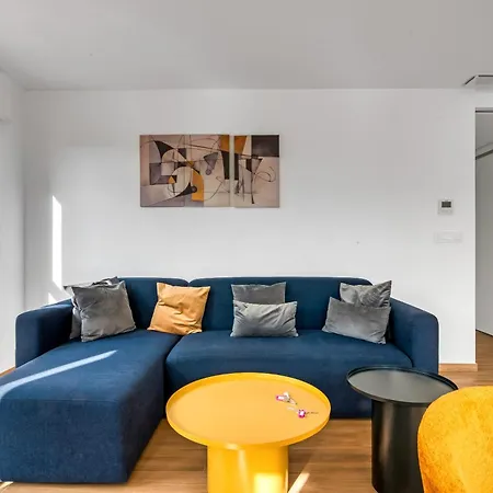 Apartment El Nautico *